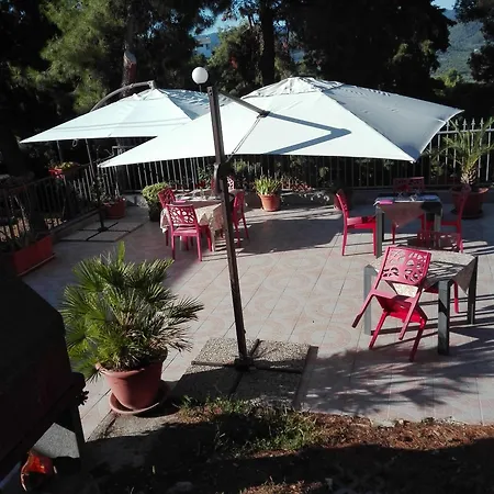 B&B Peschici Rooms Oda ve Kahvaltı 3*
