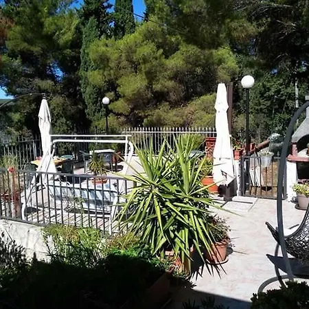 Oda ve Kahvaltı B&B Peschici Rooms 3*